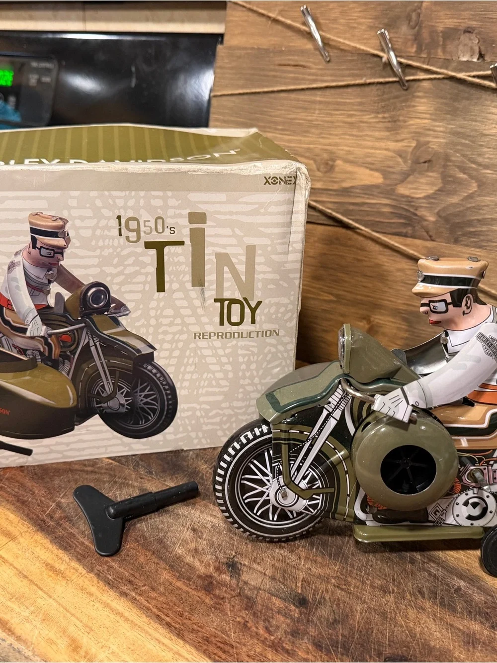 Harley-Davidson Olive Green & Tan Tin Motorcycle with Sidecar